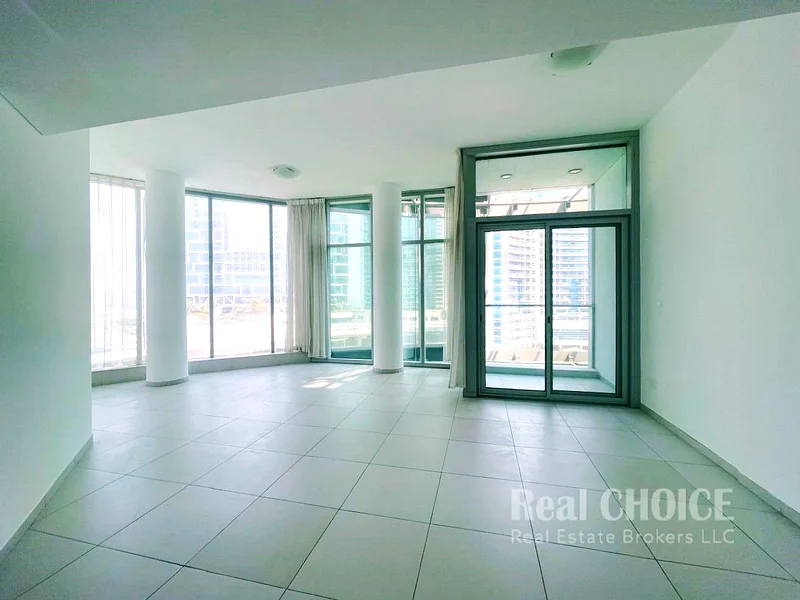 Marina and Sea View | Move-in Ready | Well-Maintained63773248717571110