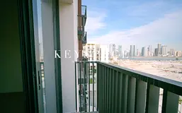 Prime Sea-Facing Apartment | Vacant &amp; Resale Ready