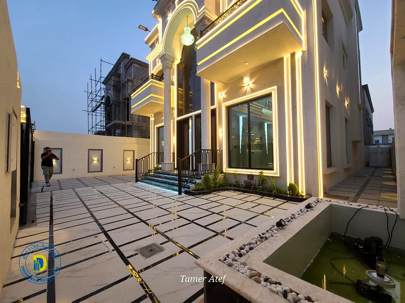 Enjoy the luxury of a miniature palace, 7 rooms with a roof, including registration fees, super deluxe finishing, bank financing, freehold63908146358786113