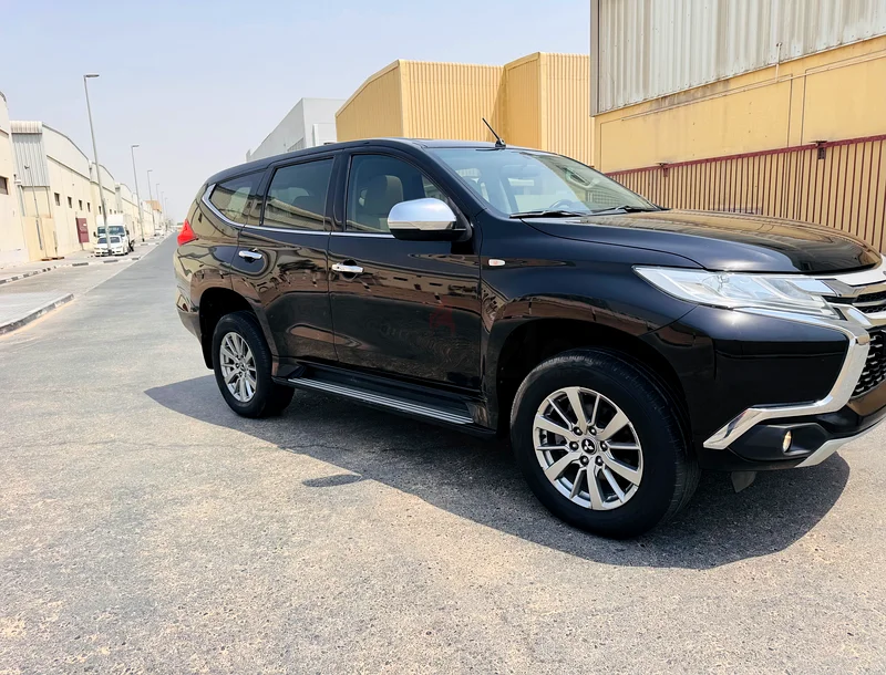 Mitsubishi Montero Sport GLS TOP 4WD Full Service History GCC Spec NO Accident63612068326274110