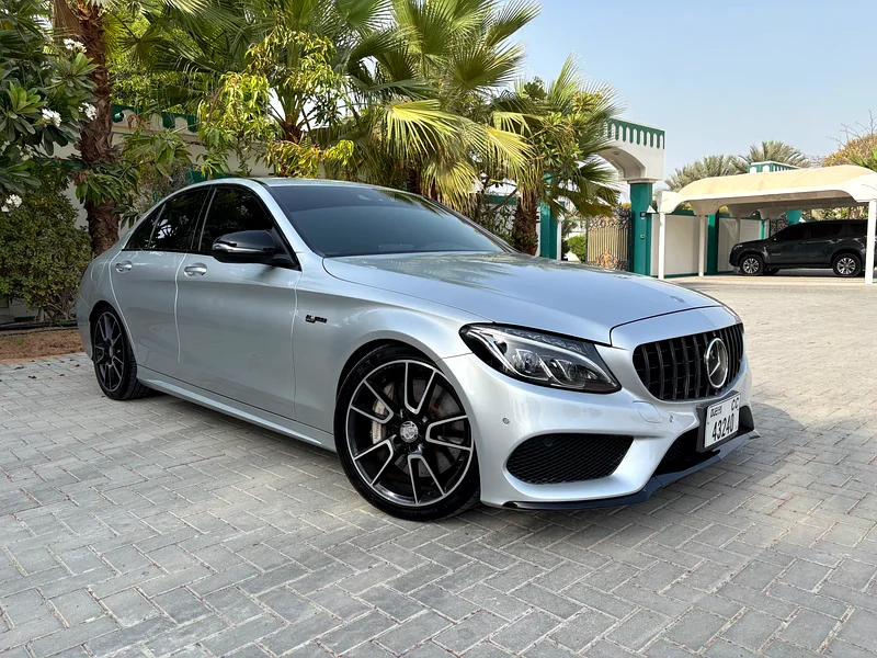 C43 AMG IN PERFECT CONDITION63613133857538112