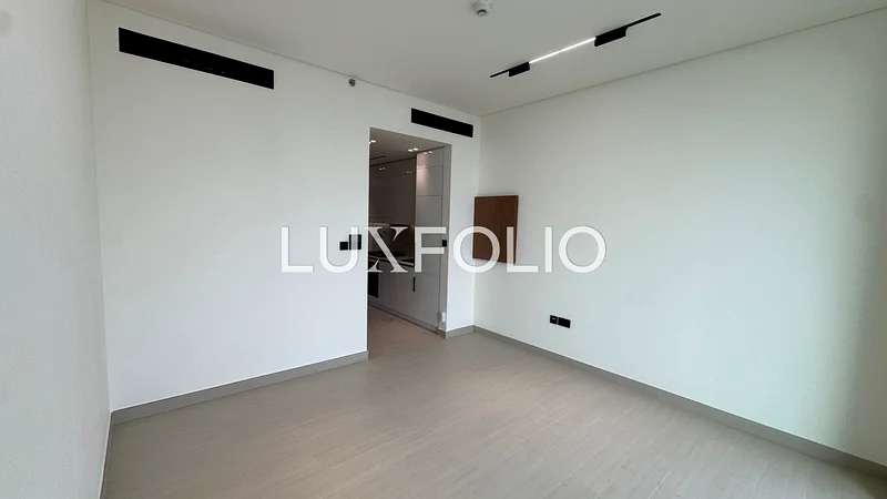 MODERN | READY TO MOVE | UNFURNISHED63785900734595110