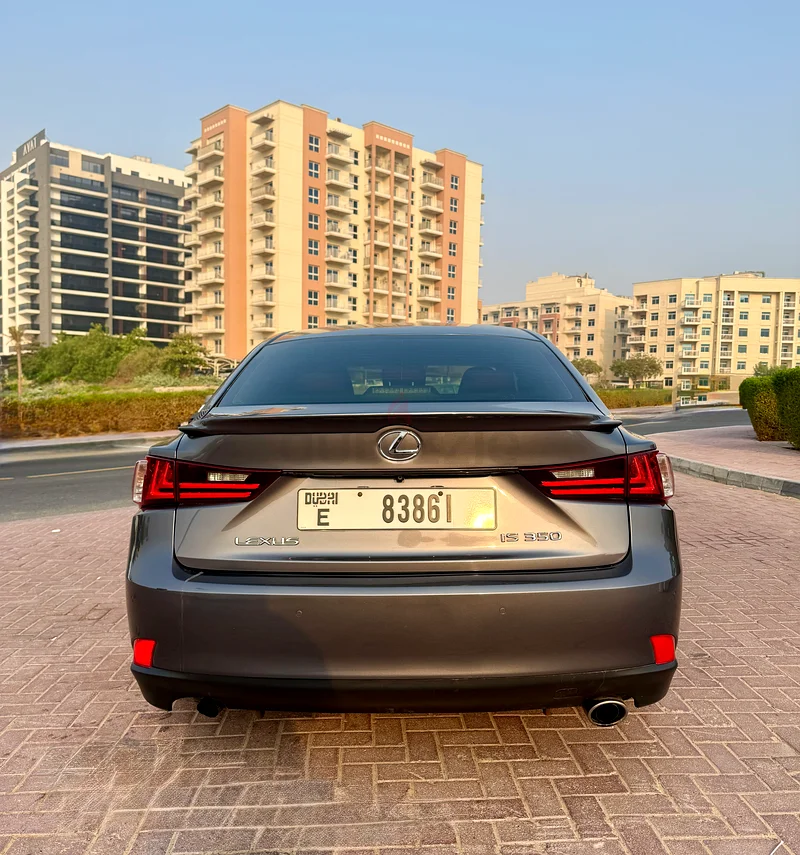 Lexus IS 350 - GCC Spec - Direct Owner63612074132994111