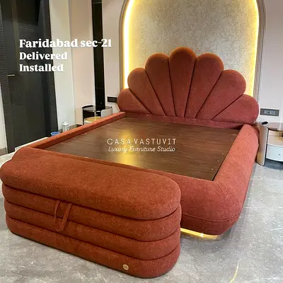 Stylish and Elegant Queen Size Bed with Unique Design