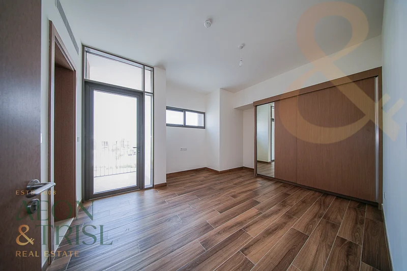 شاغرة | تخطيط كبير | واسعة I جديدة بالكامل63762995087746111