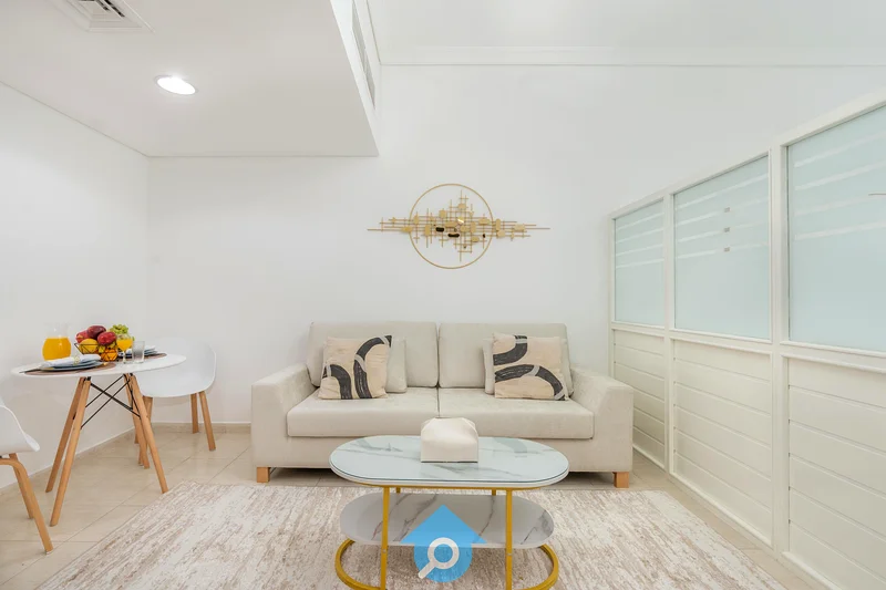 Stylish Upgraded Studio | Lake View | Next  Metro63831433031299114