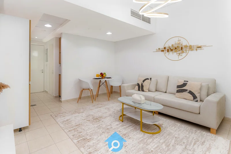 Stylish Upgraded Studio | Lake View | Next  Metro63831433031299113