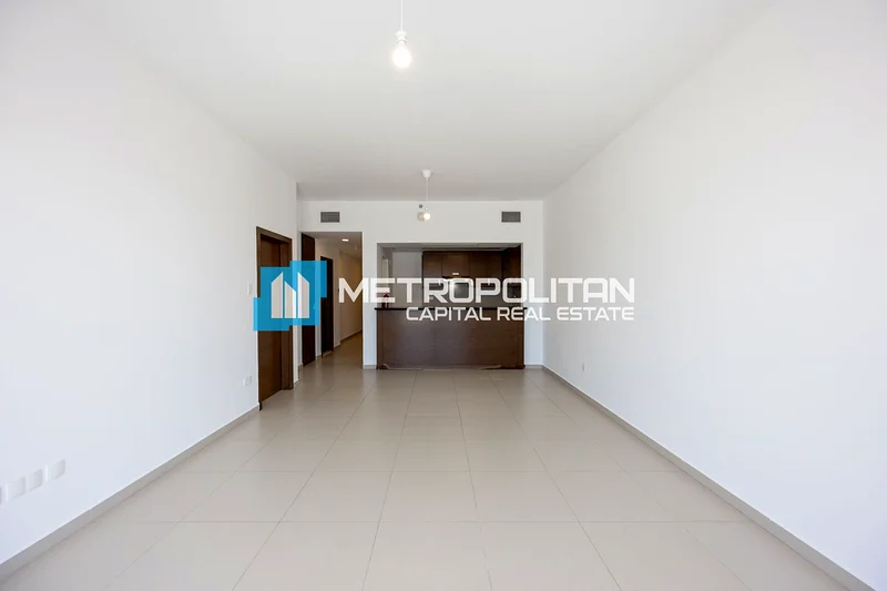 High Floor 1BR | Community Pool | Well Maintained63846666378627113