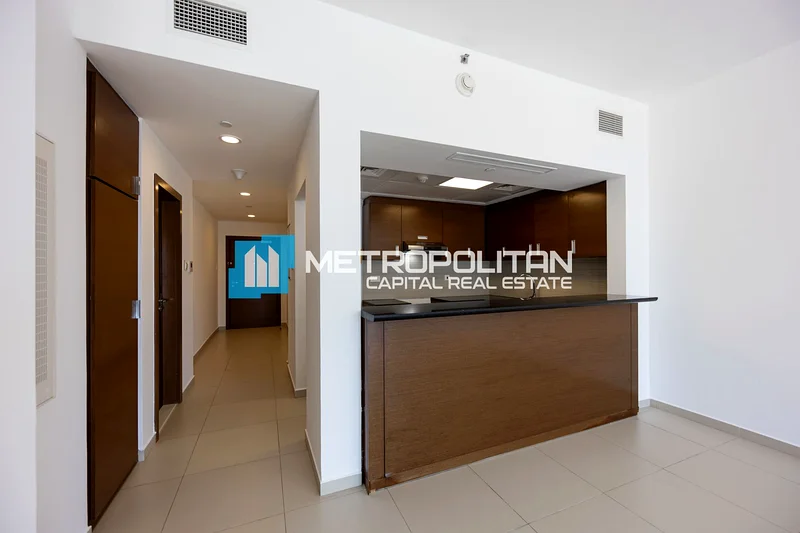 High Floor 1BR | Community Pool | Well Maintained63846666378627114