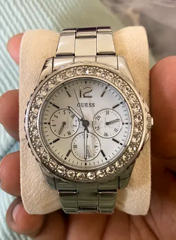 Elegant Guess Watch with Sparkling Accents