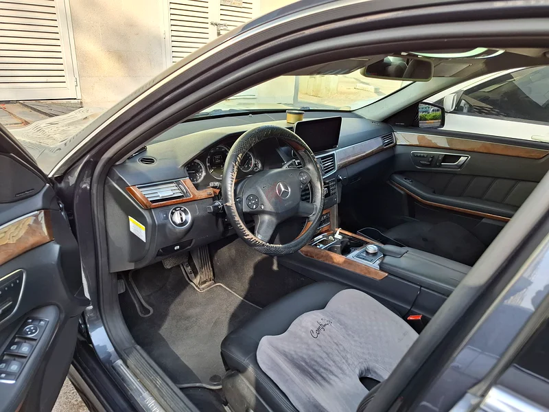 Mercedes E350 2012 facelift to 201663613134953602113
