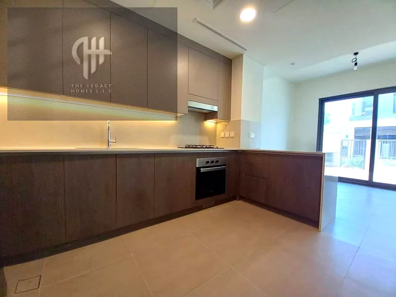 Single Row | Premium Property | Perfect location63929581198722110