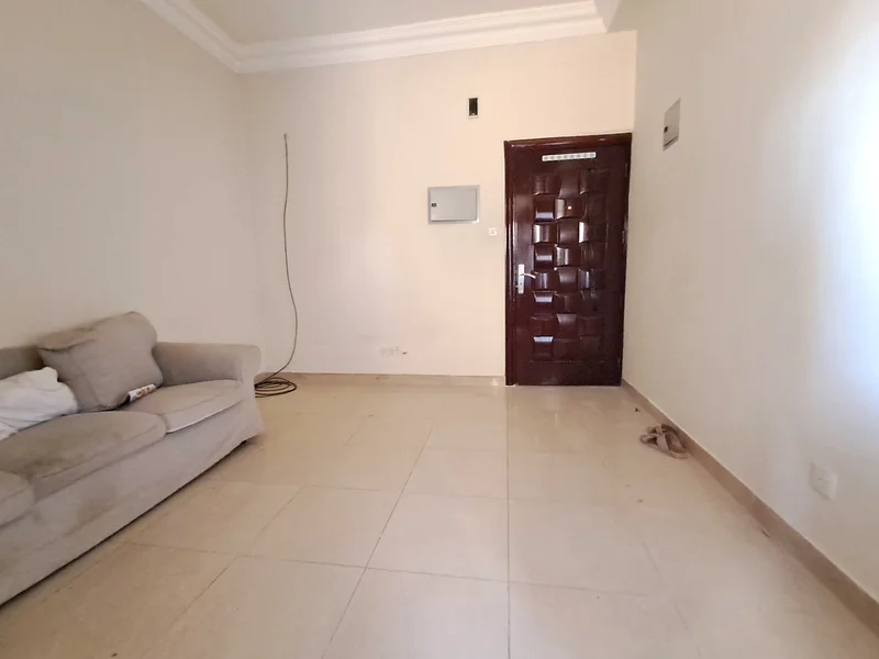 شقة فاخرة بحجم كبير 18 ألف درهم متاحة في المويلح الشارقة63704766516226112