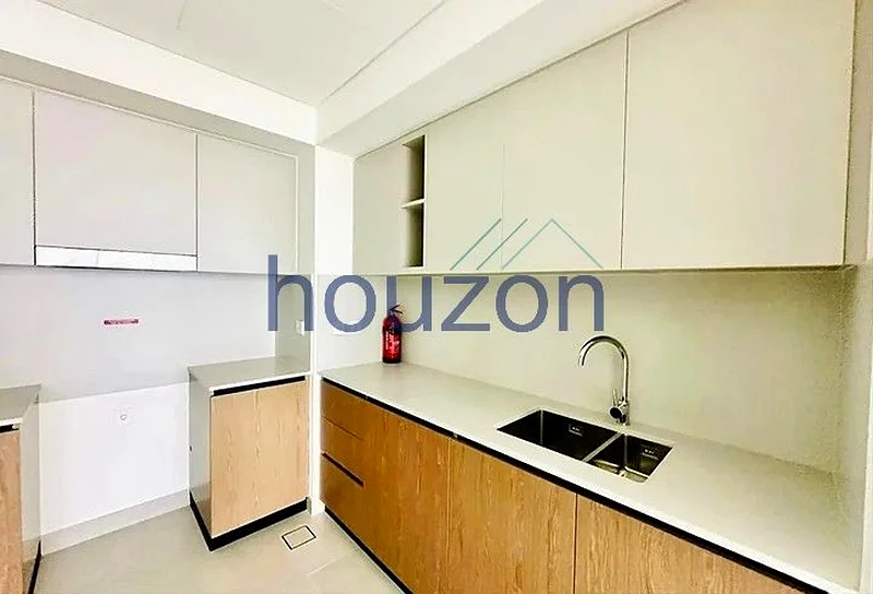 Spacious 3BR + M/R | High Floor | Canal View63761333252098113