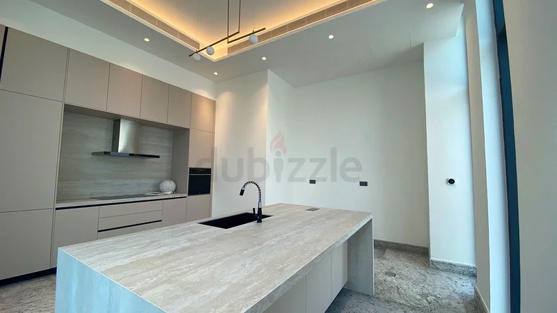 Spacious Brand-New 6-Bedroom Villa | Prime Location in Al Muhaisnah 163726113678723113