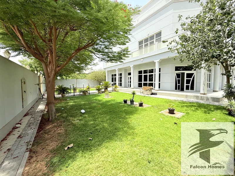 Well Maintained | 7BR Villa | Private Garden63808872235907112