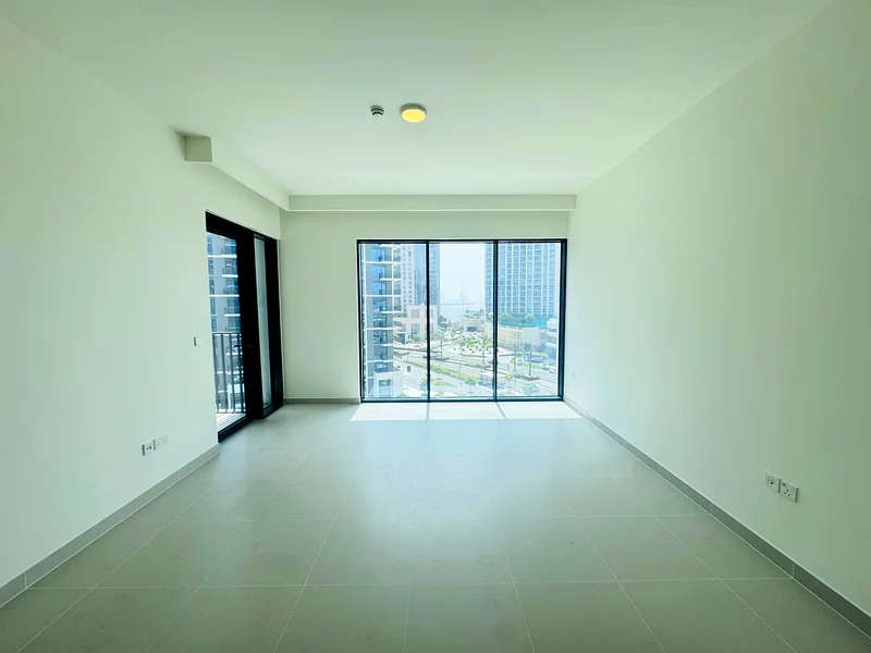 SPACIOUS | 2-BHK WITH BURJ KHALIFA VIEW63760126881794114