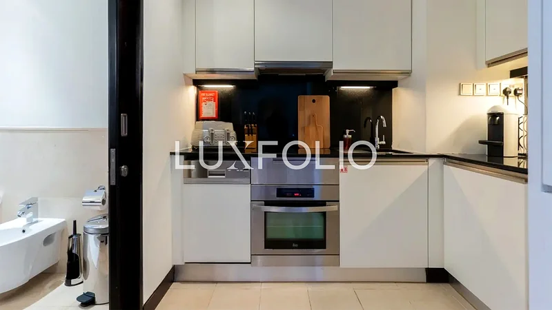 Marina View | No Bills | Available Now63773828168195114