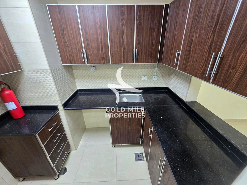 SPACIOUS 1 BHK - FAMILY BUILDING - BIG LAYOUT - PRIME LOCATION63786976847747114