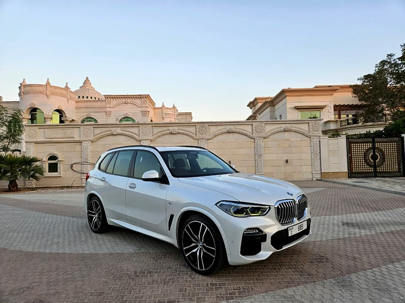 BMW X5 2019 ORIGINAL M KIT V8 FULL SERVICE HISTORY ORIGINAL PAINT63612446234113112
