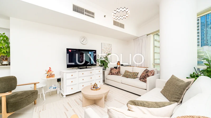 Exclusive | VOT | Low Floor | Upgraded64036737255809113