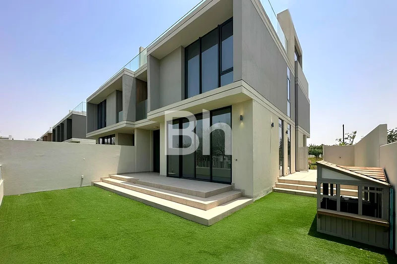 موقع متميز | شاغرة | مناظر طبيعية63753651189763110
