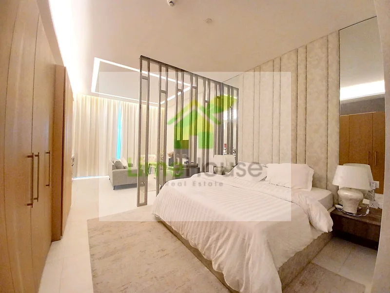 One of the largest Fully Studios | Currently Vacant63794529530627111