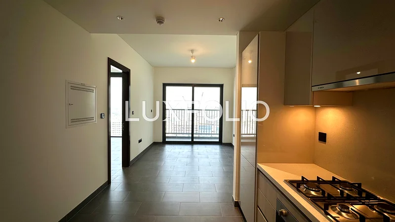 شهر مجاني واحد | خيارات الشيكات | طابق متوسط63759561648001113