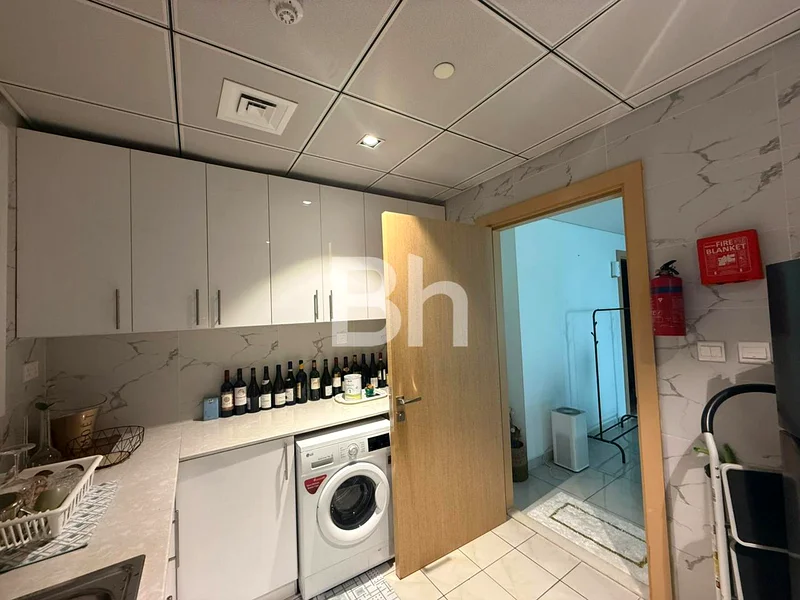 Spacious Apartment | High Floor | Panoramic Views63782620108417112