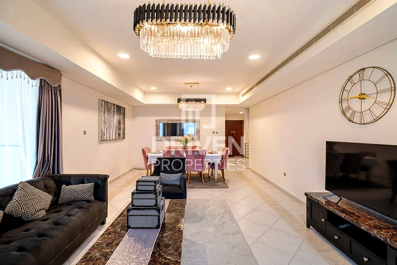 Ready to Move in | Furnished | Unique Layout64041590791811111