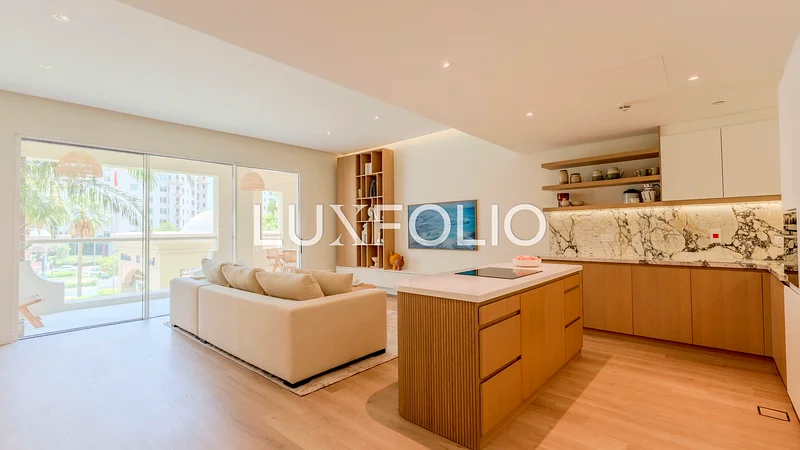 Fully Renovated | Bespoke Design | Turn Key64009548510209113