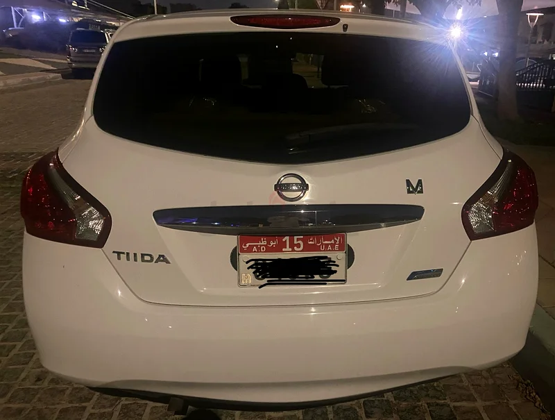 Nissan Tiida 2016 S 1.663613131999874113
