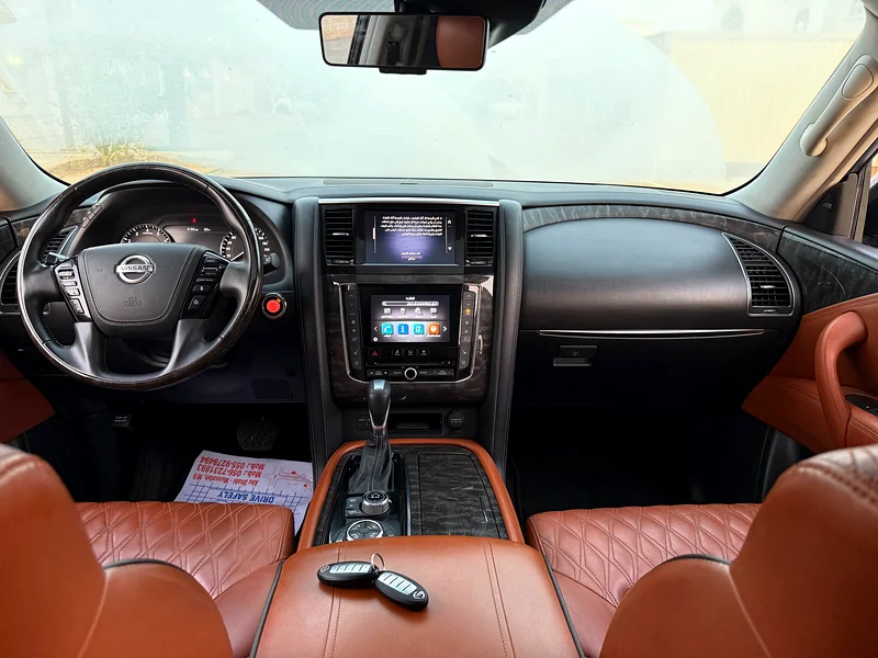نيسان بترول بلاتينيوم SE V6 ،خليجي موديل 2021، صبغة وكالة، وبحالة الوكالة كامل، تشيكات وكالة  .63612799370626111