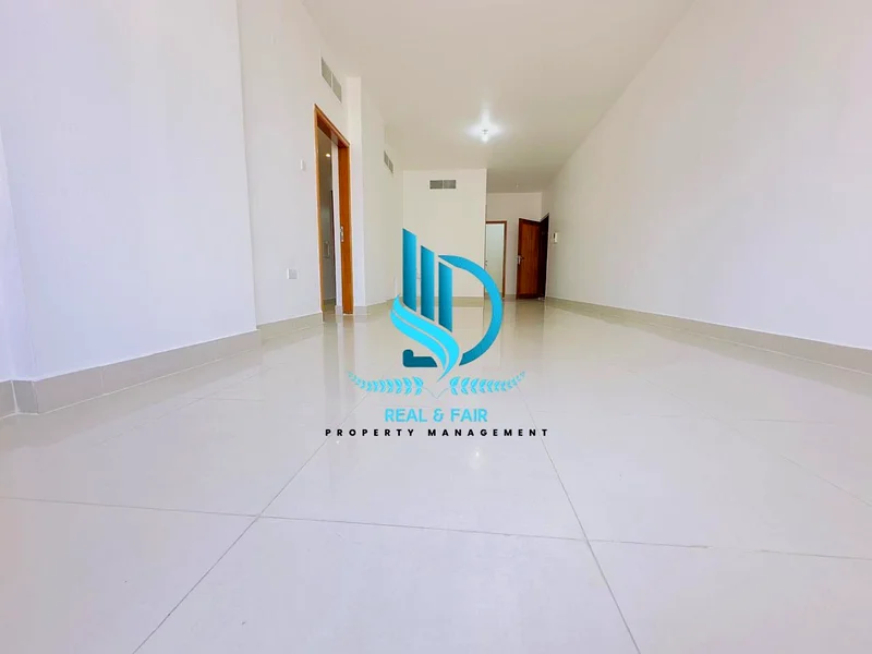 Ready To Move 3 Bedroom with 2 Bathroom with Balcony In Hamdan Street Abu Dhabi.63625130930305112