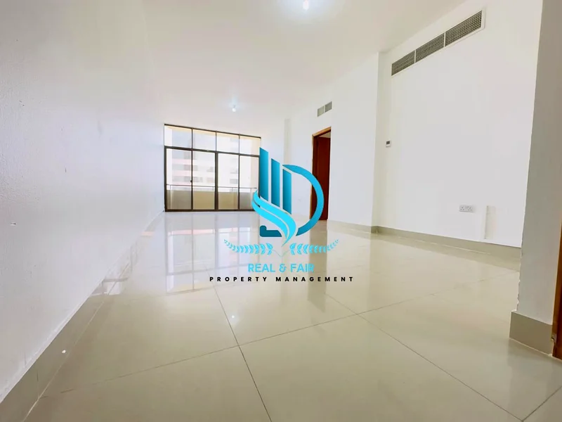Ready To Move 3 Bedroom with 2 Bathroom with Balcony In Hamdan Street Abu Dhabi.63625130930305111