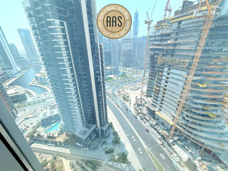 مركز أعمال بمساحة 200 قدم مربع // تشمل جميع الفواتير // خليج الأعمال63620107636354113