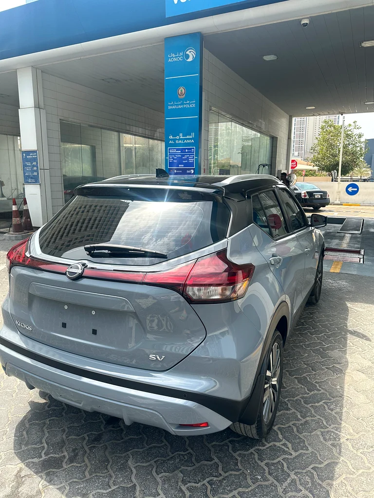 Nissan kicks SV 202463612796880002111