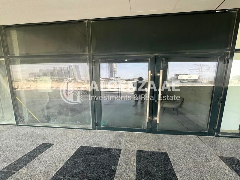 Vacant Retail Space | Shell and Core63621694123393112