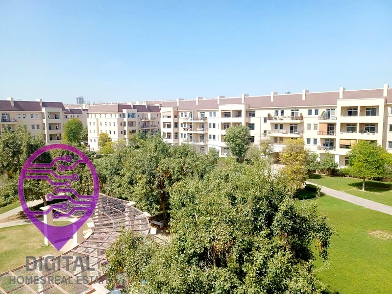 Best layout-Large Balcony Full pool view63982600551425112