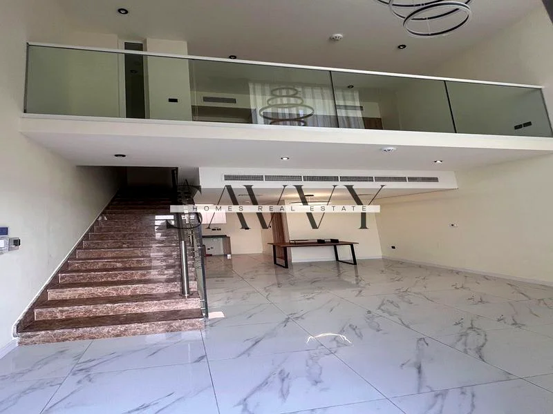 CLOSE TO POOL | PRIMCE LOCATION | SPACIOUS63735956510978111