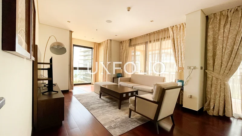 Luxury | Partial Sea View | Beach Access63752664467713113
