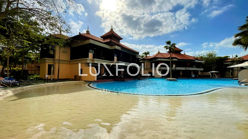 Luxury | Partial Sea View | Beach Access63752664467713110