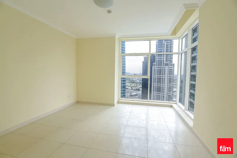 VACANT SOON | GOLF COURSE VIEW | 2 +  MAID63988214661890113
