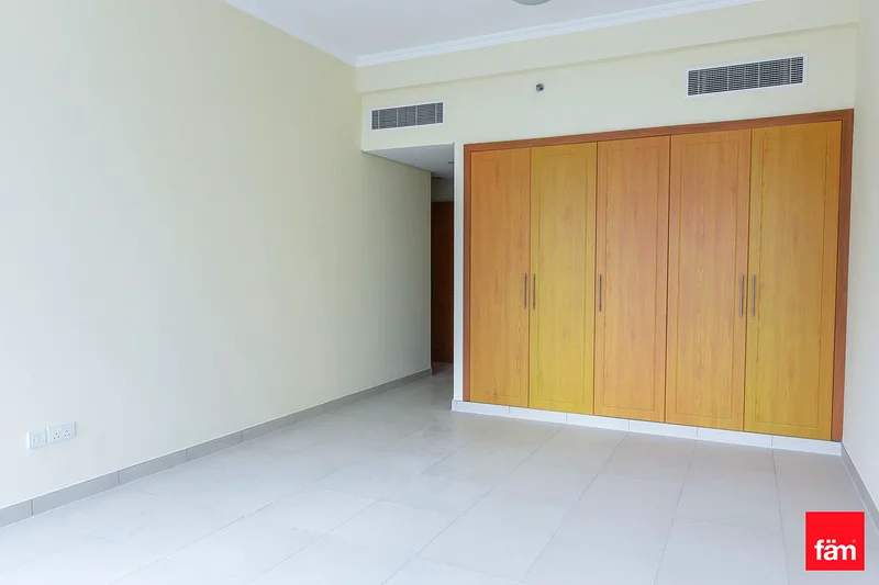 VACANT SOON | GOLF COURSE VIEW | 2 +  MAID63988214661890114
