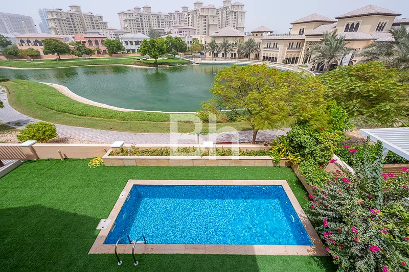 Spacious Layout | Vacant Villa | Stunning Views63926733943425110