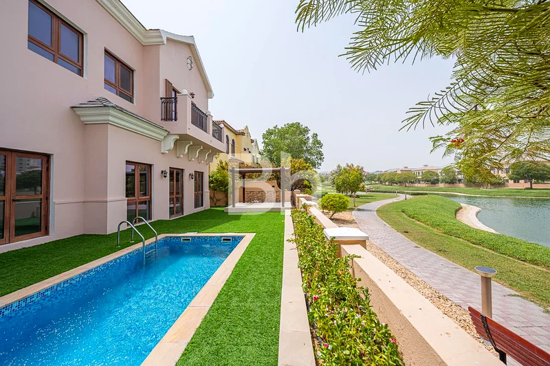 Spacious Layout | Vacant Villa | Stunning Views63926733943425111
