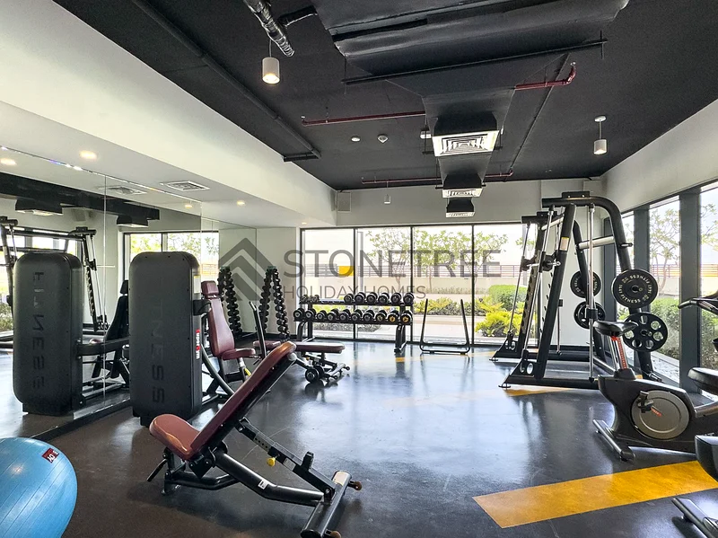 Next to Metro and Festival Plaza | Flexible Terms63828111321985112