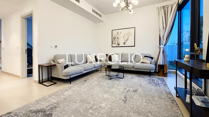 Rare | Optional Furnishing | Stunning Views63754830991105114