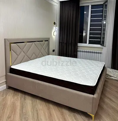 Elegant and stylish Modern Bed