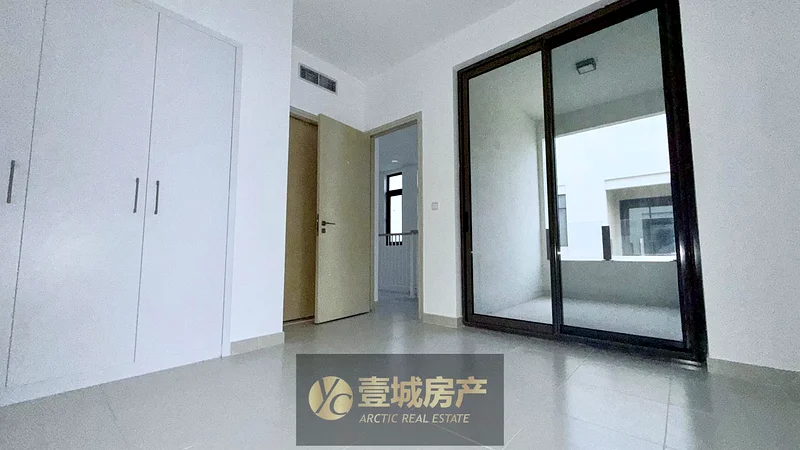 TYPE J | NEXT TO PARK | VACANT ON TRANSFER63919228227842113